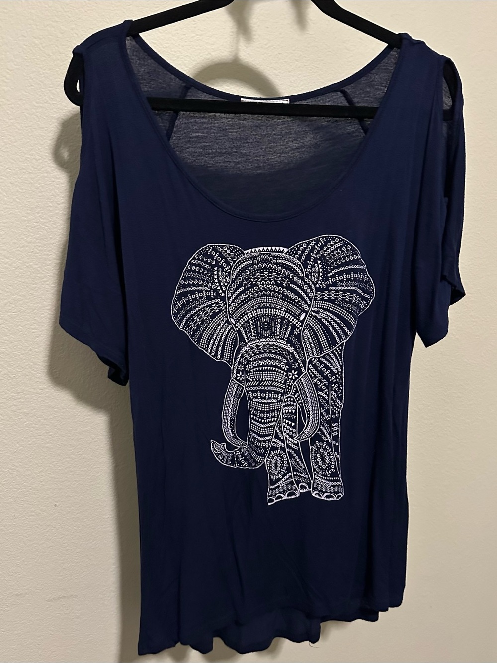 Women's Navy Elephant Graphic Cold-Shoulder Top Large